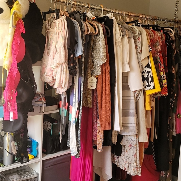 Meet your Posher, Heather - Picture 5 of 7